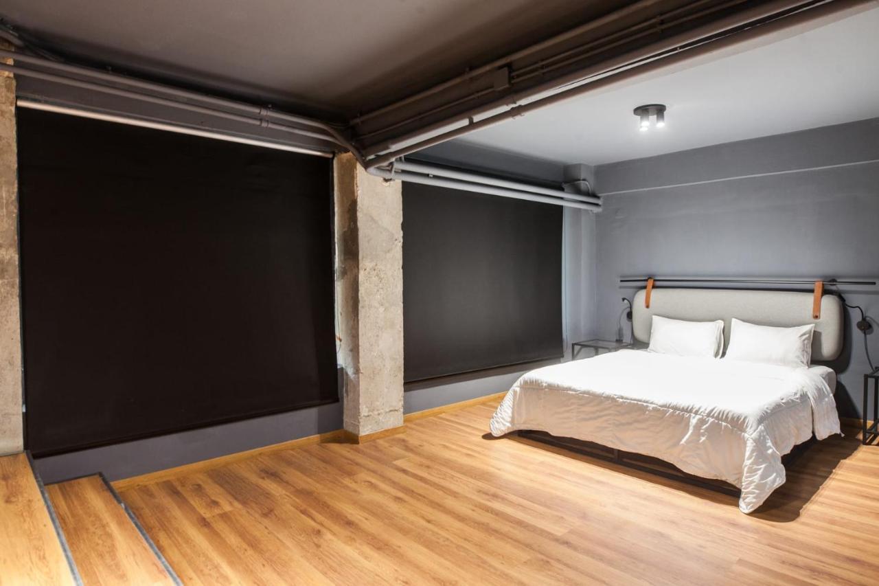 Trendy Industrial Apt Next To Museum Of Acropolis Athens Exterior photo